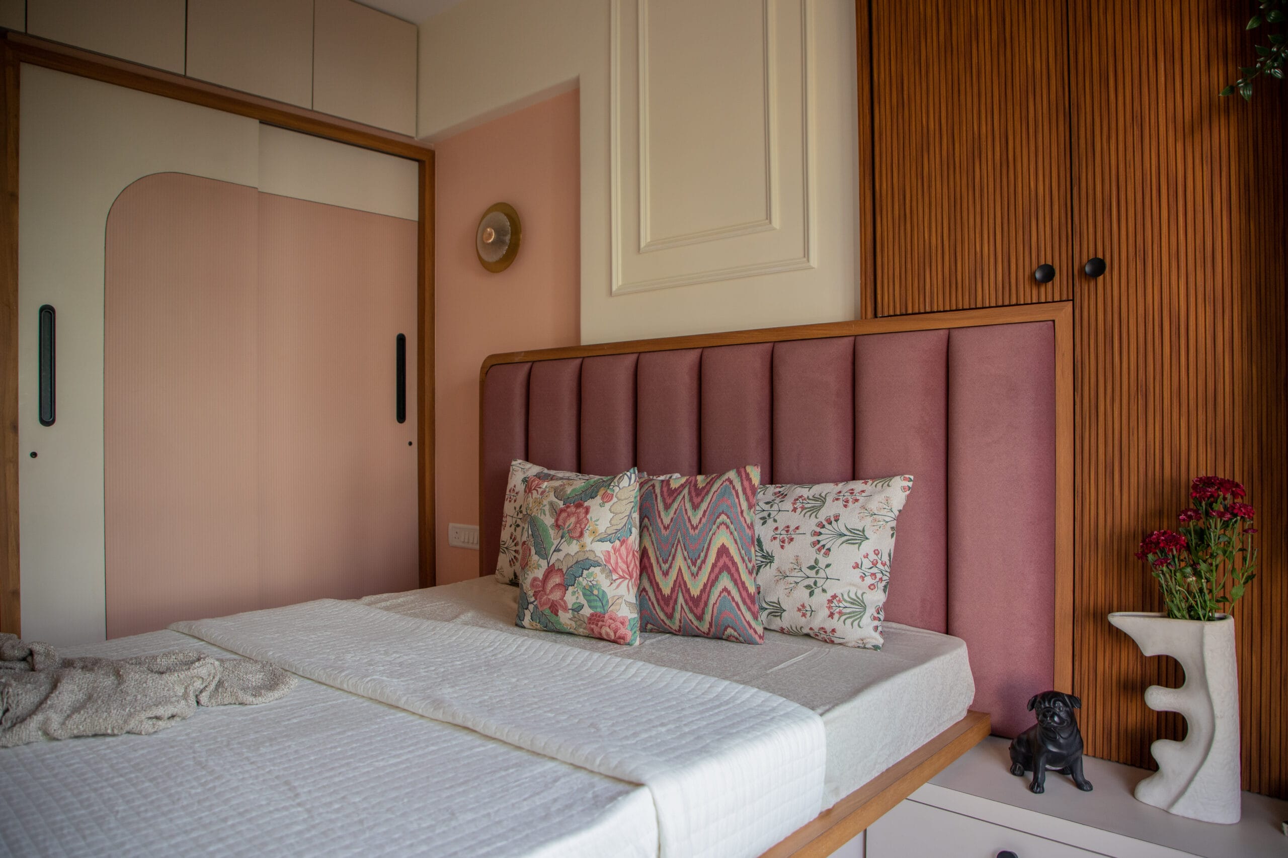 wardrobe and bed colour combination